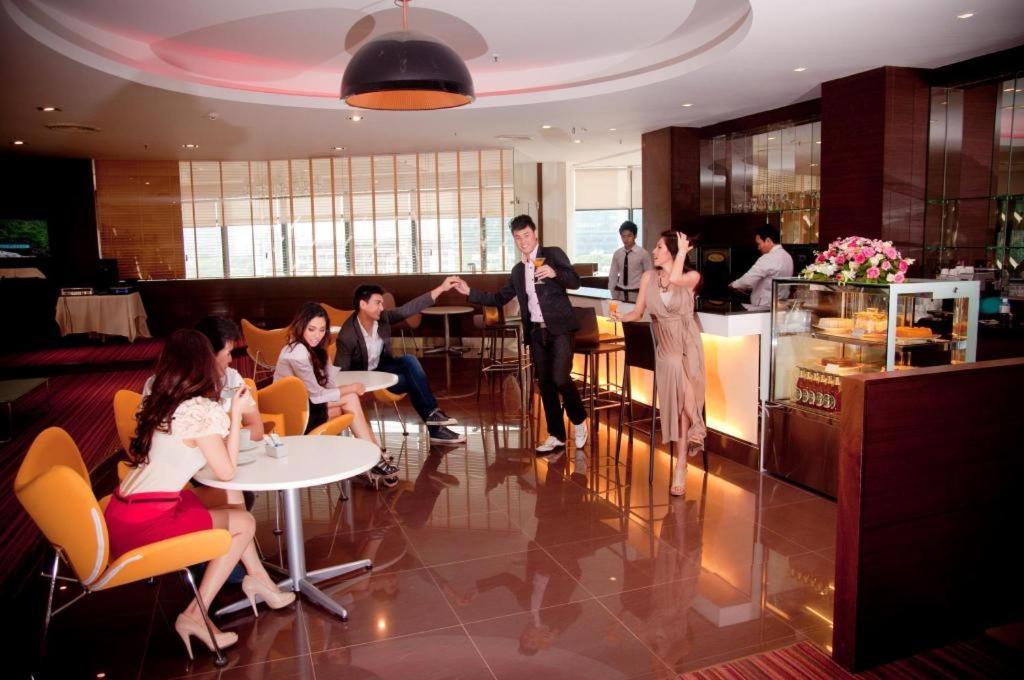 Iyarin@Tuk Chang Ratchayothin Hotel Bangkok Extérieur photo