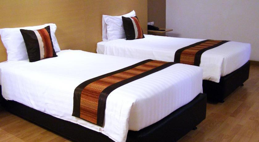 Iyarin@Tuk Chang Ratchayothin Hotel Bangkok Extérieur photo