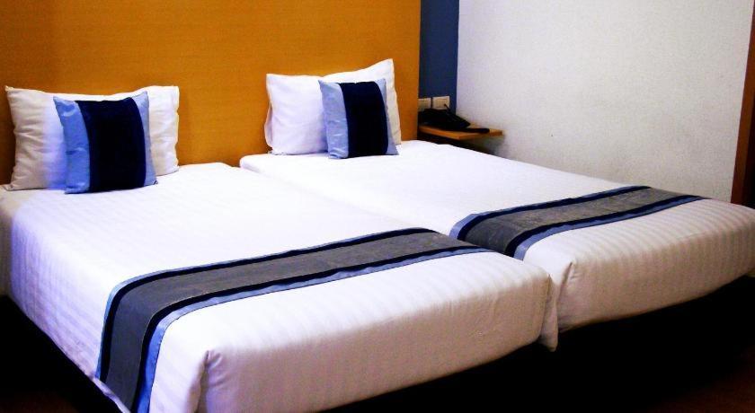 Iyarin@Tuk Chang Ratchayothin Hotel Bangkok Extérieur photo