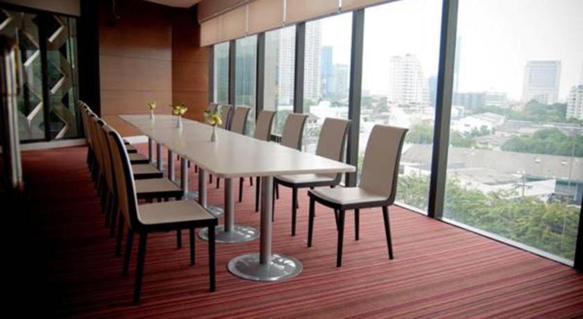 Iyarin@Tuk Chang Ratchayothin Hotel Bangkok Extérieur photo